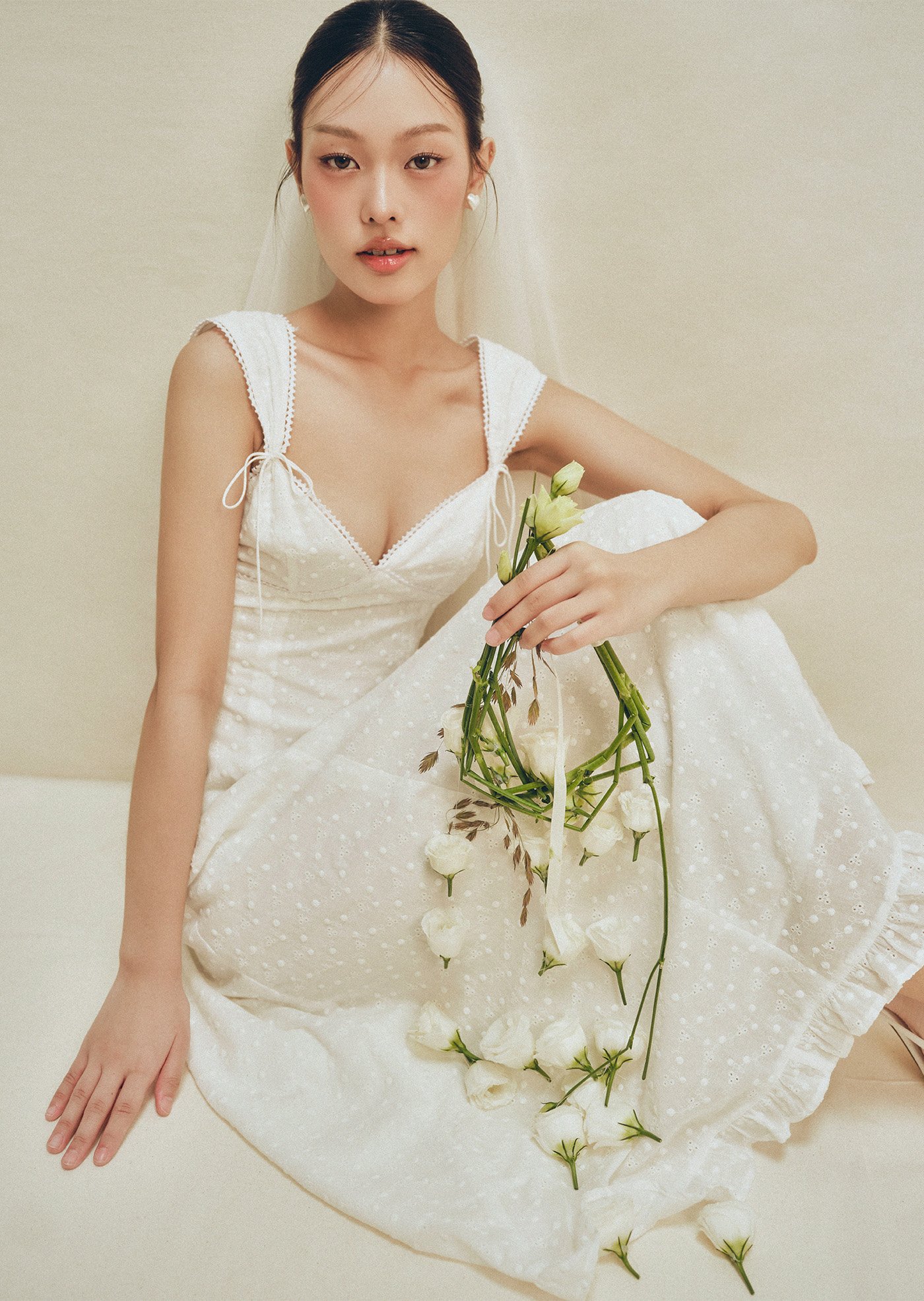 Taylor Midi Dress White Caramel Monster