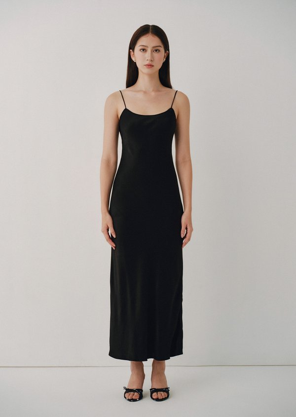 Yana Midaxi Dress - Black