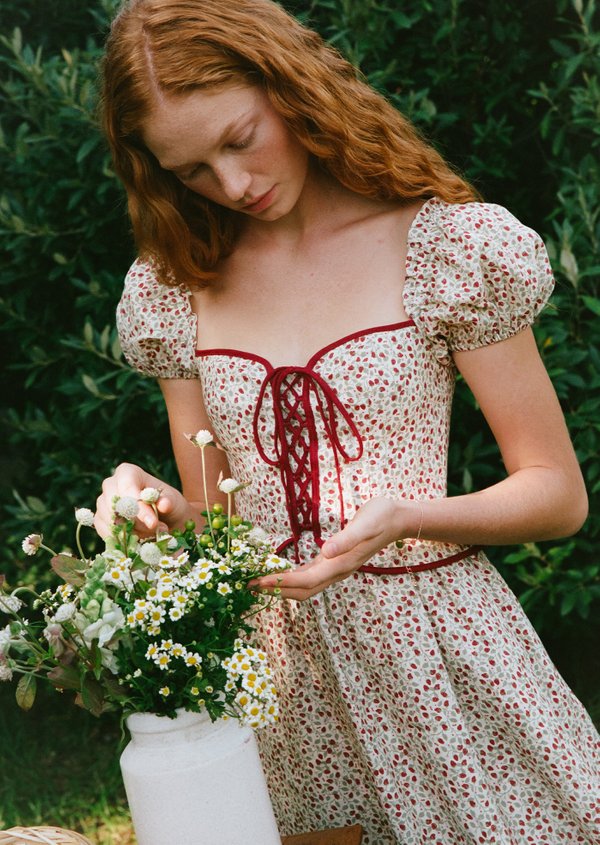 【CARAMEL】MISSOURI DRESS - CREAM FLORAL CONTENT171970_1200x1200.jpg?v=