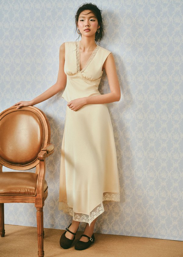 Cloudlight Midi Skirt - Champagne