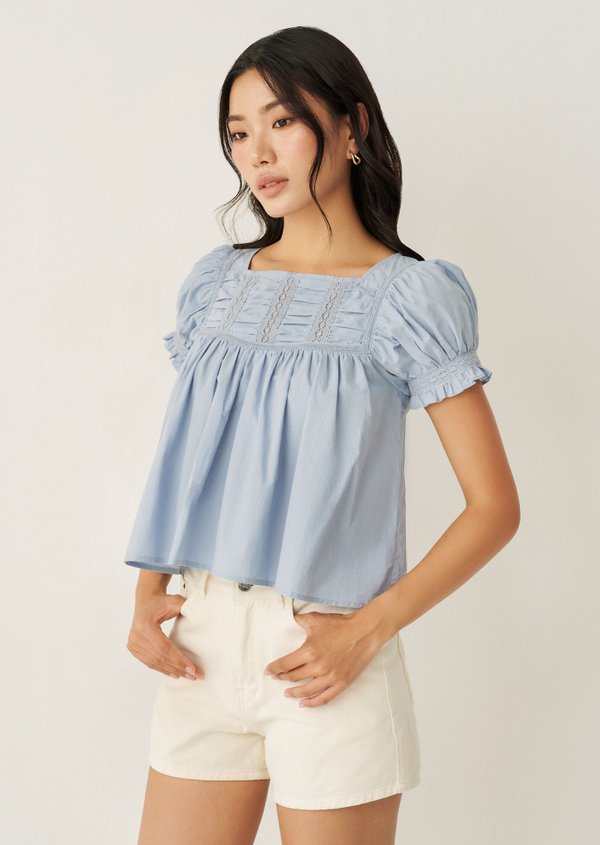 Lana Mom Shorts - White