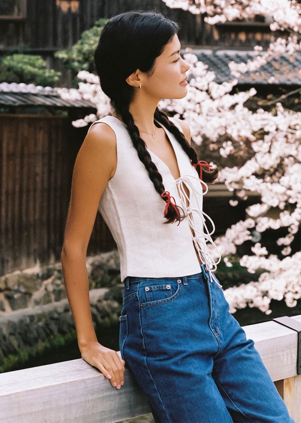 May Tapered Ankle Jeans - Medium