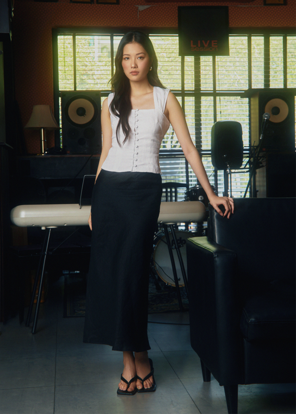 Bea Midi Skirt - Black Bea Midi Skirt - Black