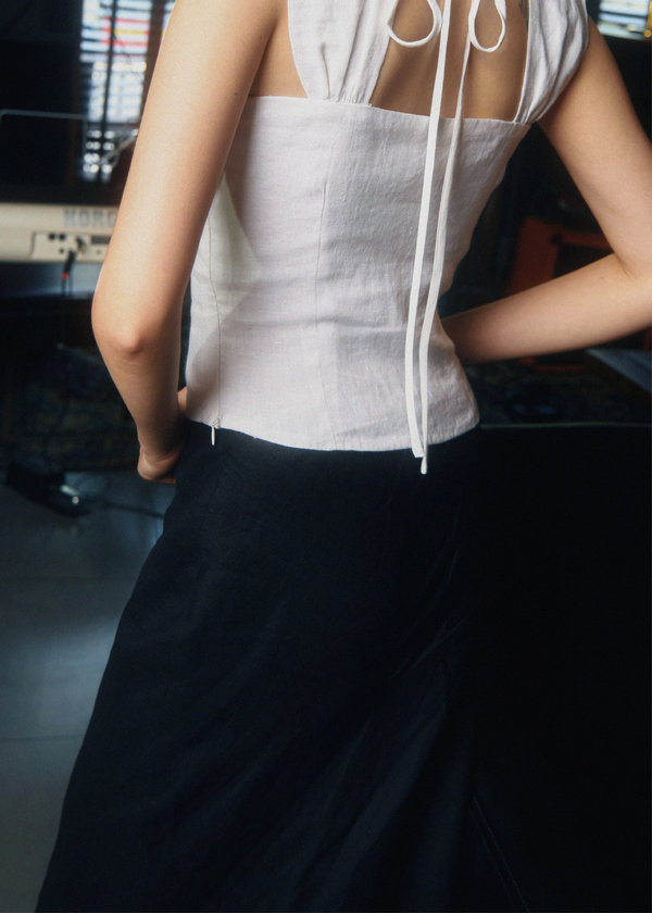 Bea Midi Skirt - Black Bea Midi Skirt - Black