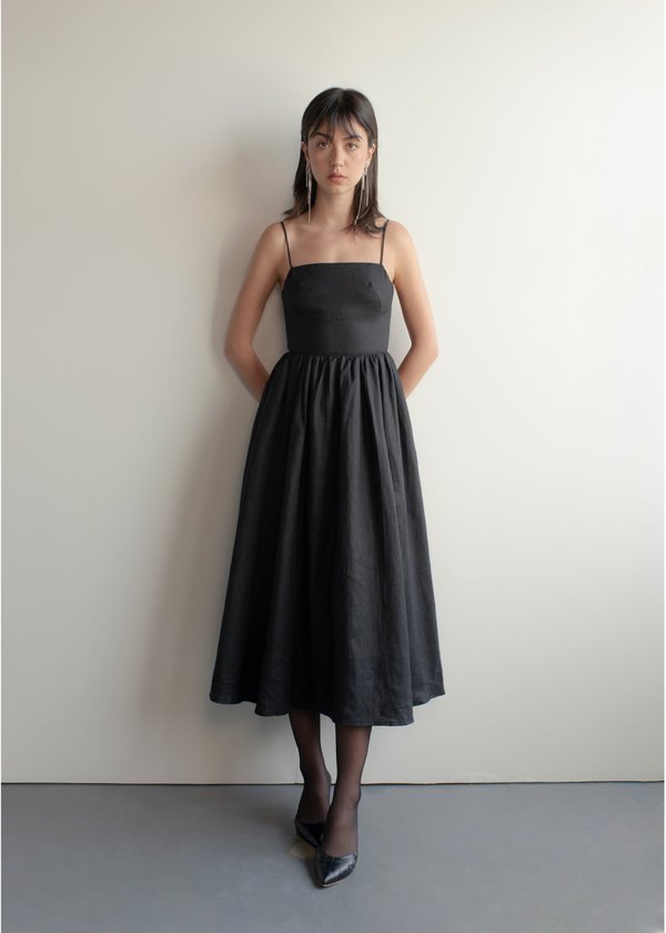 Ivy Midi dress - Black Ivy Midi dress - Black